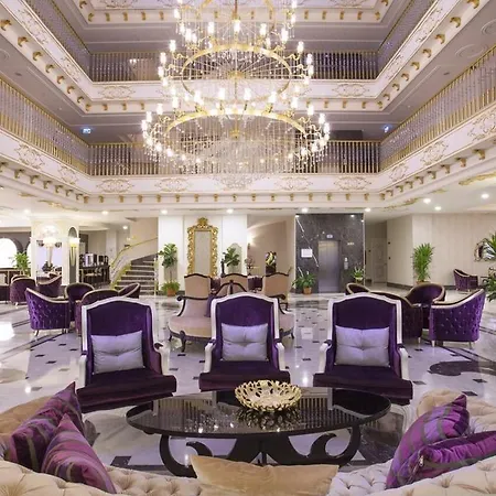 Orange Palace מלון