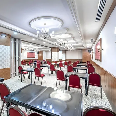 Orange Palace Hotel