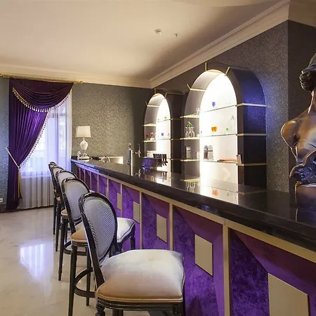 Orange Palace 5*